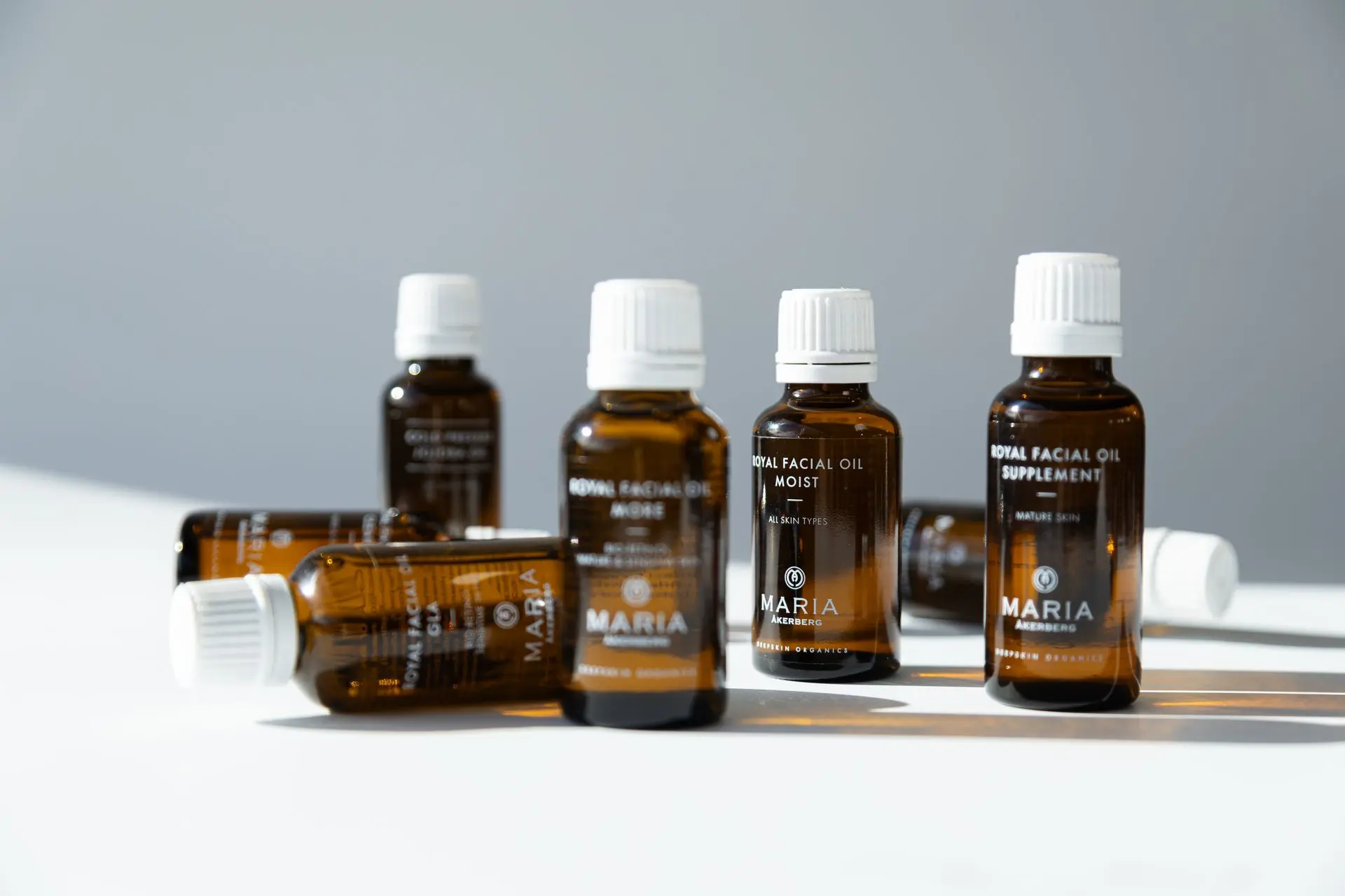 Royal Facial Oil GLA närande ansiktsolja för en återfuktad hud