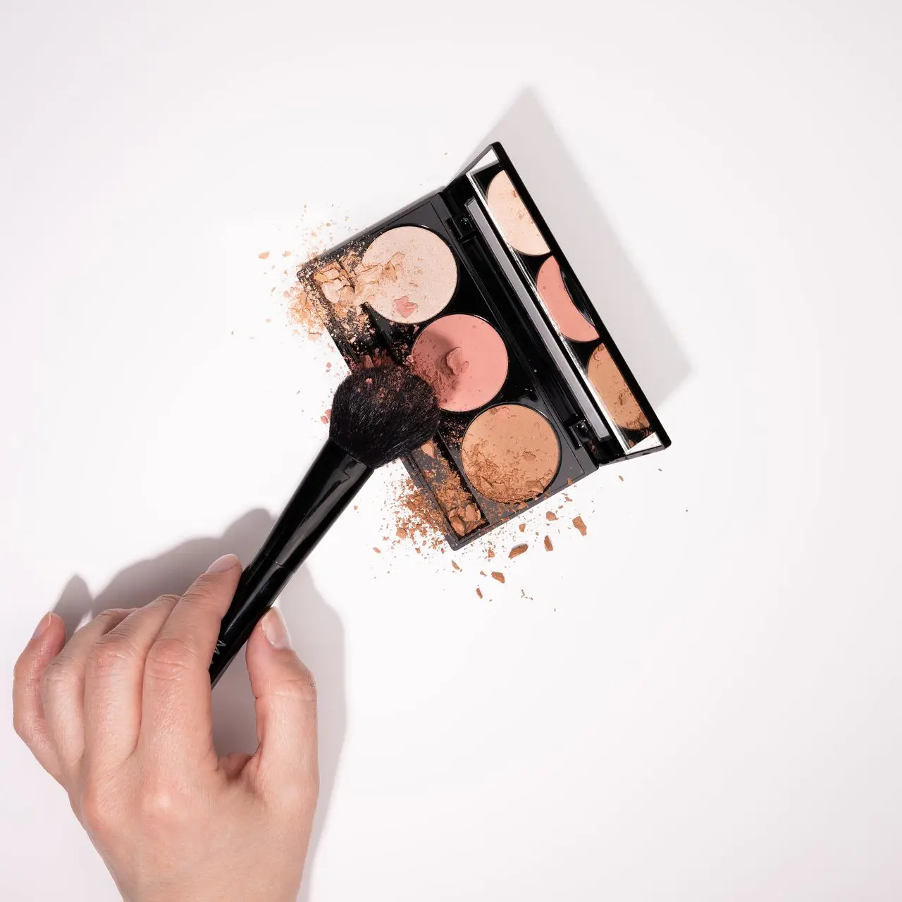 Sminkpalett med tre mineralpuder - Face Palette Everyday Glow